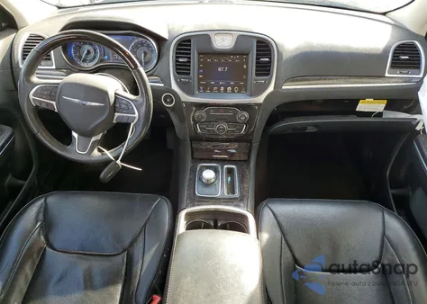 2016 Chrysler 300C z USA, uszkodzony, nr VIN 2C3CCAEG7GH348470